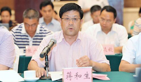 蔣和生簡(jiǎn)歷：廣西海洋局局長(zhǎng)、農(nóng)工黨廣西主委蔣和生，曾任廣西農(nóng)業(yè)廳副廳長(zhǎng)、貴港市副市長(zhǎng)