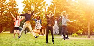 有些企業(yè)的網(wǎng)上測(cè)評(píng)是測(cè)試什么呢？是公務(wù)員的行測(cè)嗎？