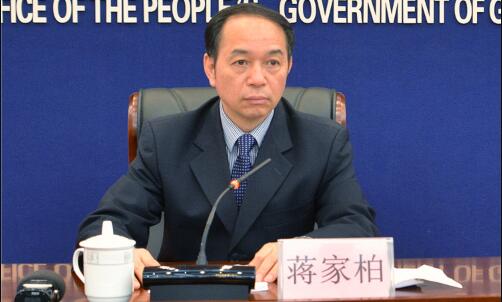 蔣家柏簡歷：廣西自治區(qū)人大法制委員會主任委員蔣家柏，曾任廣西自治區(qū)政府秘書長、水庫移民局局長、扶貧辦主任