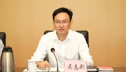 吳志新簡歷：欽州市人大副主任吳志新，曾任欽州市政府、市人大秘書長
