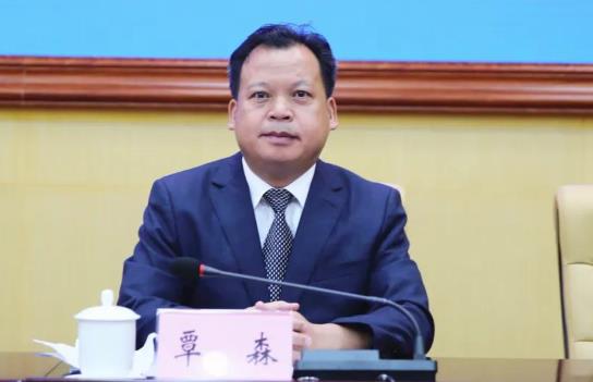 覃森簡(jiǎn)歷：防城港市殘聯(lián)理事長(zhǎng)覃森接受審查調(diào)查，曾任防城港市商務(wù)局局長(zhǎng)，上思縣委副書(shū)記、縣長(zhǎng)